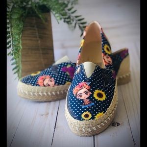 Frida Kahlo Sunflower Artesanal Mexican Flats